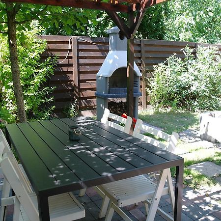 Nora Apartman Gyula Bagian luar foto