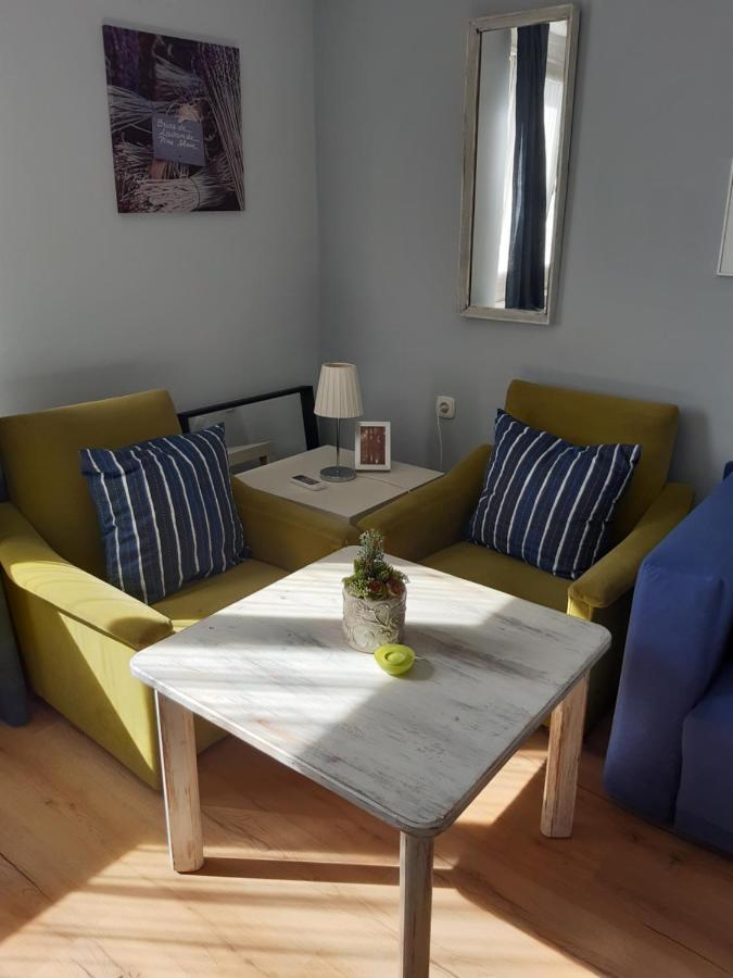 Nora Apartman Gyula Bagian luar foto