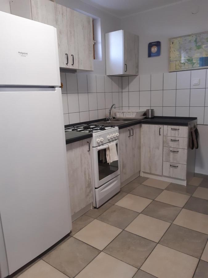 Nora Apartman Gyula Bagian luar foto
